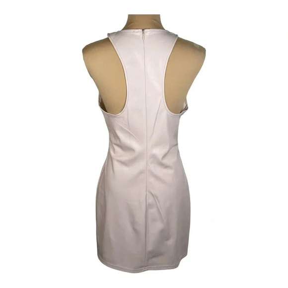 Ten by Babaton Pressure Dress NWT Light Pink Size 8 - Picture 3 of 9